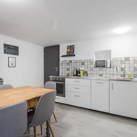 Sol Apartment *